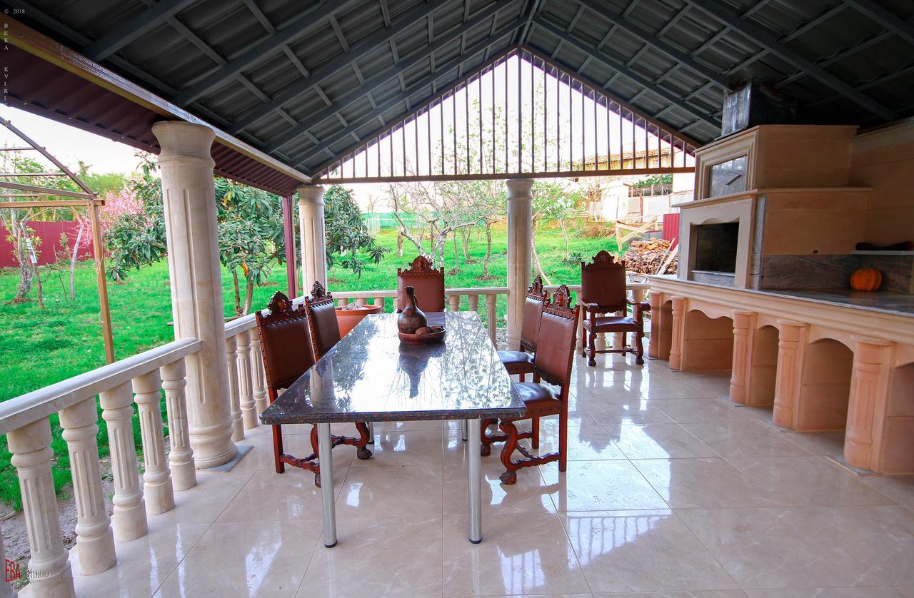Green Garden Guest House Tsqaltubo Exterior photo